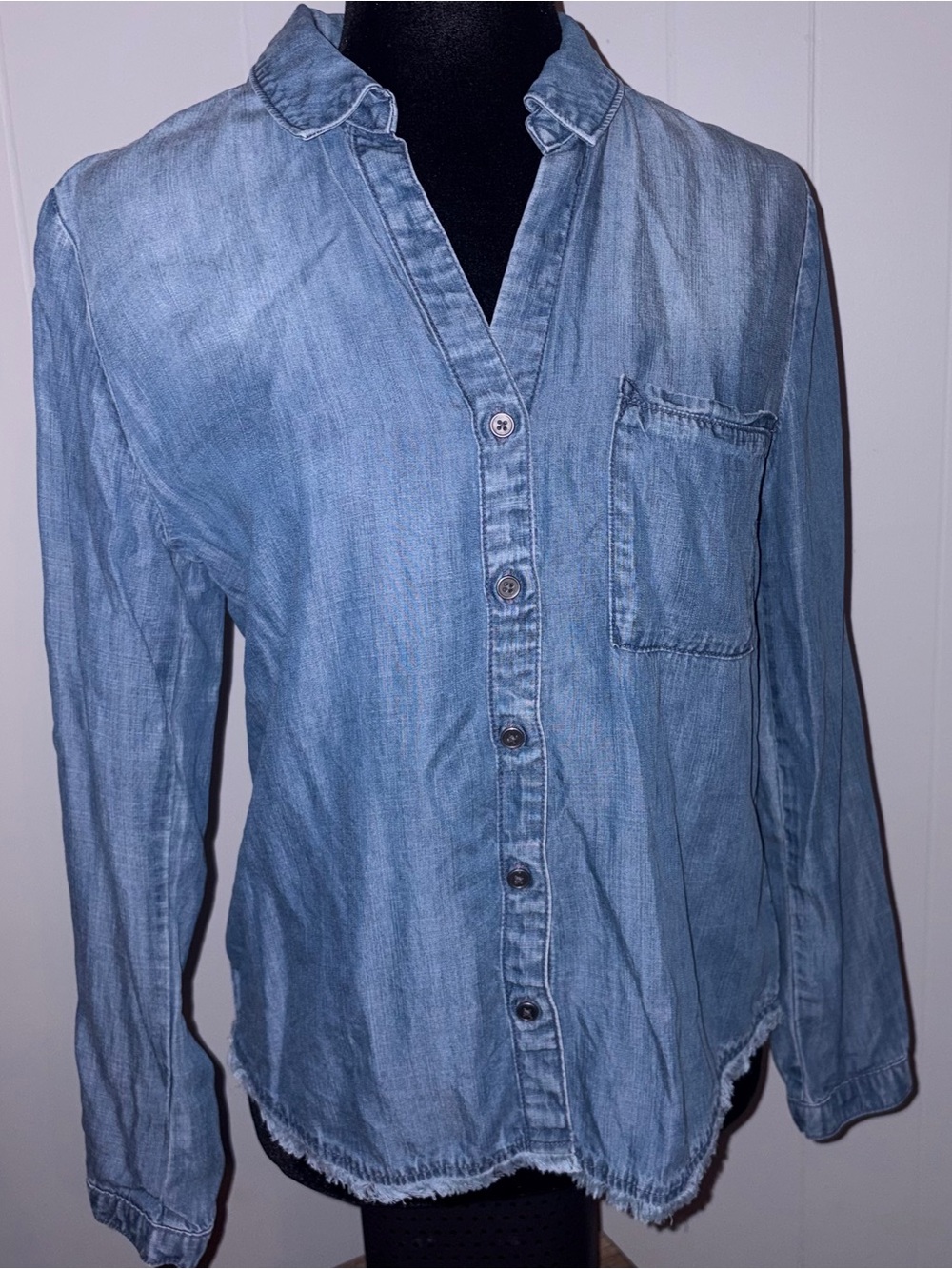 Cloth & Stone Anthropologie Tencel Chambray Denim Slouchy Shirt Size XS
